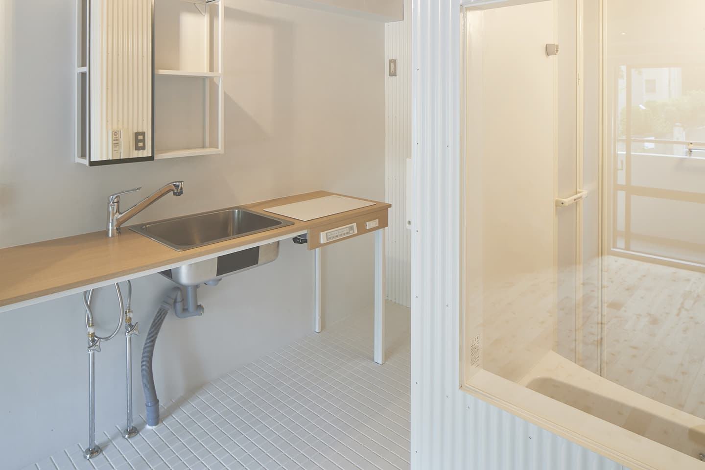 賃貸リノベ　タイル貼り