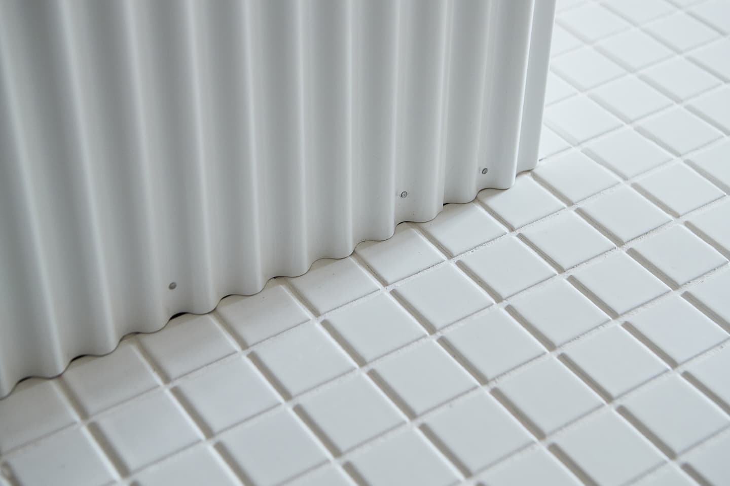 賃貸リノベ　タイル貼り